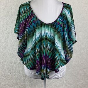 L. A. Living Doll Womens Size Medium Cropped Poncho.